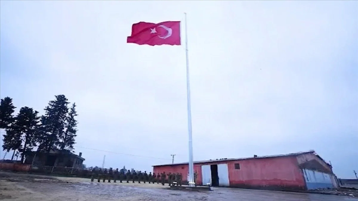 Suriye sınırında alçak saldırı: Türk bayrağına saldırılan alan sınırlar içerisine alındı